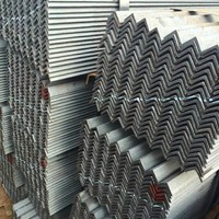 Profilé en L perforé en acier égal Q235B pour supports de rangement industriels et supports de montage d'armoires électriques