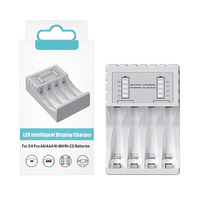 Chargeur de batterie Ni-Mh intelligent à 4 emplacements pour batterie rechargeable 1.2V AA Ni-MH avec sortie USB et affichage LED