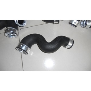 Manguera de Admisión de Aire para Volkswagen 04E145875A, 5 Pulgadas de Largo, Pieza de Repuesto de Plástico - Product Image 1
