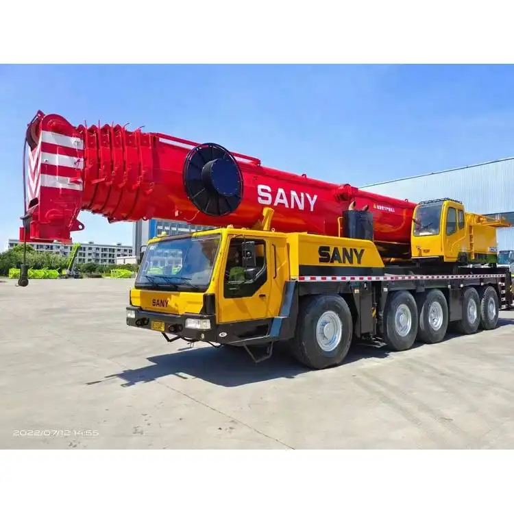 Sany 220T किसी न किसी इलाके इस्तेमाल किया ट्रक पर चढ़कर मोबाइल क्रेन स्पेयर पार्ट्स के साथ बिक्री के लिए