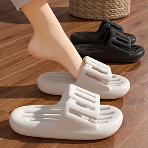 รองเท้าเวก้า ซอฟท์ สปอร์ตตี้ พร้อมพื้นรองเท้าเจลกันคราบ - Product Image 2