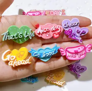 Nouveau Design Lettres Résine Charmes DIY Coeur Résine Artisanat Cabochons Charmes Pour DIY Mobile Téléphone Pince À Cheveux Porte-clés Décoration