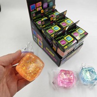 Boules à presser scintillantes en forme de cube, couleurs vives, texture douce et moelleuse, jouets anti-stress pour le puzzle et la relaxation
