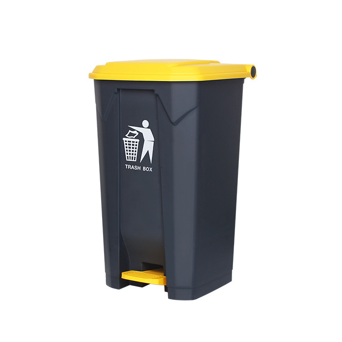 seau gris avec couvercle jaune