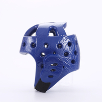 Vente en gros de casques de boxe pour jeunes personnalisés Protecteurs de tête d'entraînement de karaté et d'arts martiaux en rouge, bleu et blanc pour le taekwondo