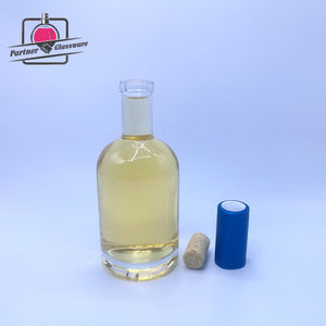 Bouteille en verre transparente vide de 400 ml (40 cl) à fond épais, ronde, pour vodka, <span class=keywords><strong>whisky</strong></span>, brandy, gin, rhum, tequila, avec bouchon en liège - Product Image 5