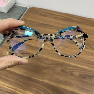 Montures de lunettes en acétate uniques Formes distinctives Couleurs, Designs tendance Qualité haut de gamme, Élégant pour toutes les occasions Formes de visage - Product Image 1