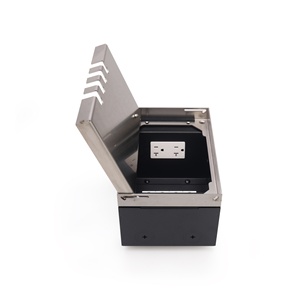 Caja de Conexión para Gabinete con Tapa Empotrada y Tomas de Corriente Integradas - Product Image 5