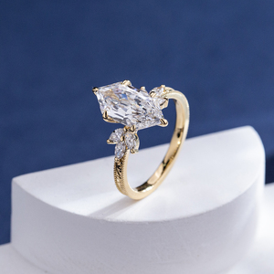 แหวนเพชรเมล็ดมาร์คีส์ทรงมิลเกรน ทอง 18K รุ่น MSR-2139 จาก Messi Jewelry แหวนหมั้นเพชรเลี้ยงในห้องปฏิบัติการ - Product Image 4