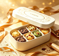 Boîte cadeau écologique en papier rigide faite à la main avec insert séparateur de compartiments, série de biscuits personnalisés avec gaufrage à chaud doré