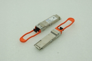 Transceptor Óptico Coherent Finisar FTL410QD4C 40Gbps QSFP+ CSR4 4x10G 850nm 300m OM3 400m OM4 MMF 12 Núcleos MTP/MPO - Product Image 5