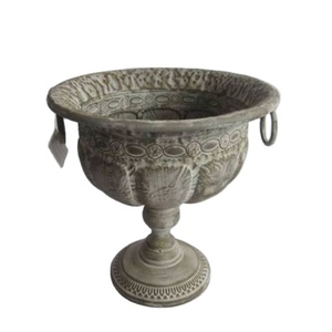 Maceta Dorada de Metal con Soporte para Plantas de Hogar y Jardín - Product Image 2