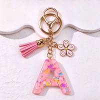 Porte-clés en résine rose en forme de fleur avec alphabet, 26 lettres, pompon et paillettes, pour sac à main femme, vente en gros