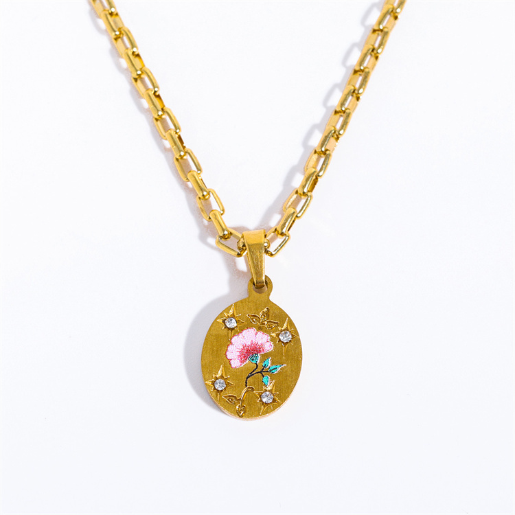 necklace C