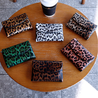 Dompet Panjang Kulit Asli Wanita Dompet Clutch Malam Hari Motif Macan Tutul Retro Elegan Tipe Penutup Serbaguna