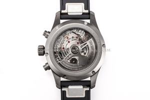 Nuevo Modelo de Reloj Mecánico para Hombre con Esfera Negra y Cristal de Zafiro - Product Image 6