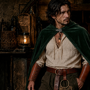 Accessoire de costume de <span class=keywords><strong>ranger</strong></span> médiéval : Cape à capuche en velours, Chemise en lin à lacets, Ceinture en cuir celtique, Protège-poignets à rivets, Porte-clés squelette - Product Image 2