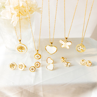 Parure de bijoux de mariage tendance pour fête et fiançailles, vente en gros, collier pendentif coquillage et boucles d'oreilles clous