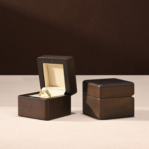 FANXI Nueva Caja de Almacenamiento de Joyas de Madera Maciza con Anillo de Fibra Superresistente y Logotipo Personalizado para un Empaque Elegante y Lujoso - Product Image 2