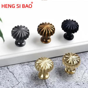 Sản phẩm mới hiện đại ánh sáng sang trọng lỗ duy nhất kim loại bí ngô hình dạng đồ nội thất xử lý thích hợp cho ngăn kéo tủ - Product Image 1