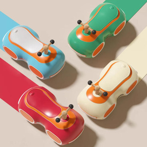 Juguete deslizante con forma de coche de cacahuete para niños pequeños con luces, color azul, a partir de 12 meses - Product Image 5