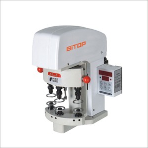 Machine à boutons-pression avec moteur à entraînement direct et sans huile - Product Image 4