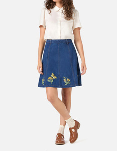Falda Vaquera de Mezclilla Bordada para Mujer, Diseño Personalizado OEM ODM, Nueva Moda de Verano, Falda Corta Informal de Alta Calidad 100% Algodón - Product Image 4