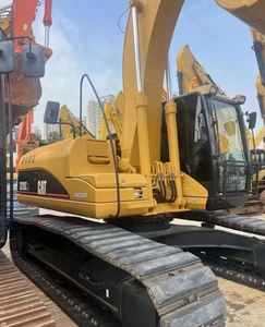 Excavatrices d'occasion CAT 320 320CL d'origine, excavatrice hydraulique de 20 tonnes Caterpillar 320CL 320D2L 320D2 avec accessoire tarière - Product Image 3