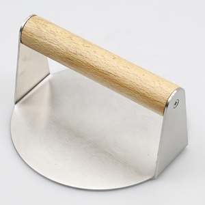 Kit de presse à burgers écrasés Melting Dome et spatule ronde pour burgers écrasés avec manche en bois - Product Image 3