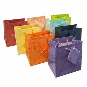 Boîtes à bijoux portables de petite taille personnalisées, prêtes à l'emploi, en carton blanc, avec logo imprimable pour les expositions - Product Image 4