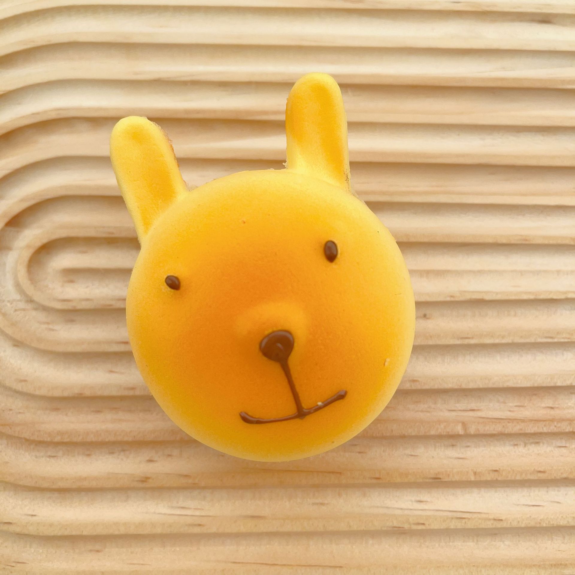 20674-Bunny Bread PU spongieux