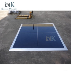 Piste de danse de haute qualité avec plate-forme noire et bords en aluminium - Product Image 3