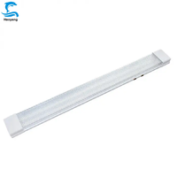 Lampe à Batten Led Boîtier en fer blanc Hot Sell Rhombus Led Linear Lamp