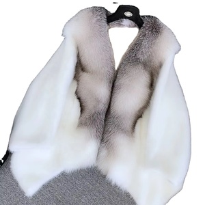 Nuovo Cappotto di Lusso da Donna in Pelliccia di <span class=keywords><strong>Visone</strong></span> <span class=keywords><strong>Bianco</strong></span> Puro e Volpe Croce per Autunno e Inverno - Product Image 2