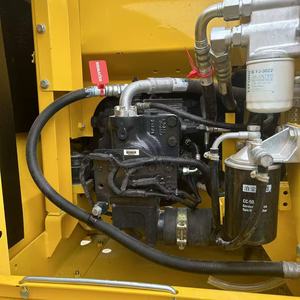 รถขุดตีนตะขาบ Komatsu PC130 มือสองญี่ปุ่นแท้ 13 ตัน ระบบไฮดรอลิก สำหรับงานก่อสร้างและงานถนน ลดราคาพิเศษ ใช้งานน้อย - Product Image 2