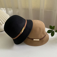 Chapeau Bob en Laine pour Femme Automne Hiver Style Hepburn Rétro Français Élégant Chaud Décontracté avec Ceinture