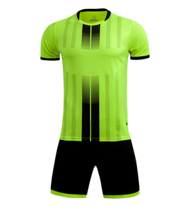 Maillots d'équipe personnalisés de vêtements de sport de football pour hommes et femmes Impression par sublimation personnalisée Nom de l'équipe de club vierge Service OEM disponible - Product Image 6