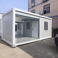Garage modulaire temporaire détachable en conteneur préfabriqué, maison conteneur mobile en kit, fabriquée en panneaux sandwich