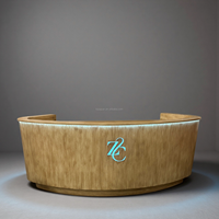 Console de DJ personnalisée en forme de M avec miroir infini éclairé par LED pour boîte de nuit, bar, KTV, lieu de divertissement