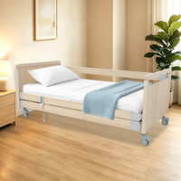 Lit de soins multifonctionnel en bois et métal pour personnes âgées, certifié ISO CE, lit électrique très vendu avec roulettes de luxe