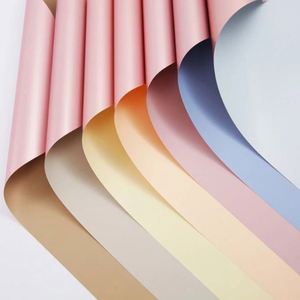 กระดาษห่อดอกไม้พิมพ์ลายดอกกุหลาบสีโรสโกลด์สองด้าน สีสันหรูหรา - Product Image 2