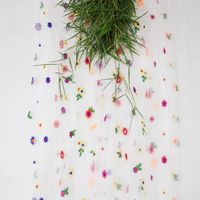 Chemin de table en gaze de mousseline de soie, tissu de table moderne, écologique, brodé de fleurs de marguerite, style bohème, pour mariage et fête