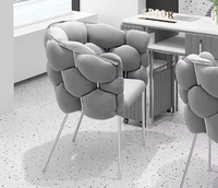 Ensemble table et chaise de manucure de luxe moderne, chaise rembourrée Cloud, table de salon de manucure avec tiroirs de rangement pour salon de beauté