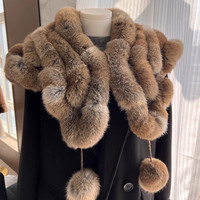 Poncho chaud pour femmes Châle personnalisé en fourrure de lapin Col écharpe Triangle Châle avec pompon