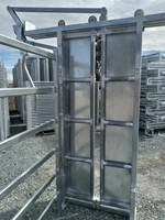 Barrière de ferme robuste galvanisée sur mesure pour bétail, idéale pour les fermes d'Australie et de Nouvelle-Zélande