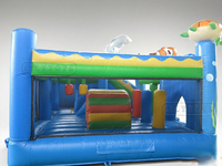 Château gonflable sur le thème de l'océan Lilytoys avec toboggan et trampoline pour enfants, parc aquatique extérieur et divertissement pour les fêtes