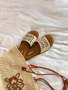 Nouvelles sandales plates tressées décontractées pour femme, style européen, collection été 2026, à une bride, pour l'extérieur et la plage - Product Image 3