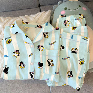 Venta al por mayor <span class=keywords><strong>de</strong></span> dibujos animados Ins <span class=keywords><strong>pingüino</strong></span> Pijamas <span class=keywords><strong>Mujer</strong></span> primavera tela arrugada cárdigan <span class=keywords><strong>de</strong></span> manga larga Linda ropa <span class=keywords><strong>de</strong></span> casa conjunto <span class=keywords><strong>de</strong></span> dos piezas - Product Image 3