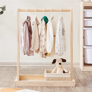 Houten Baby Shower Kleding Kastrek Natuurlijk Hout Peuter Kleding Display Rek Voor Kinderkamer - Product Image 5