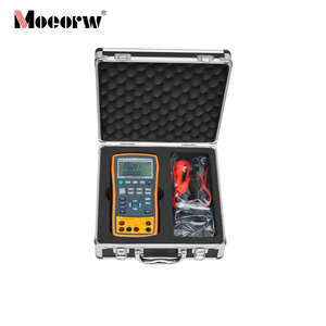 Calibrateur de processus haute précision pour la mesure et la sortie de courant, de tension, de fréquence et de résistance (TC RTD) avec communication PC - Product Image 4
